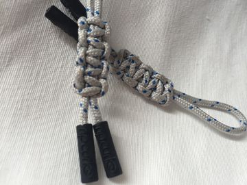 কাস্টমাইজড হস্তনির্মিত Paracord চেইনটা 3 রং TPU ইনজেকশন টানুন