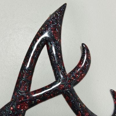 কাস্টমাইজড হাই ফ্রিকোয়েন্সি 3 ডি টিপিইউ এমবসড লোগো ব্যাগের জন্য লাল ধাতব তাপ স্থানান্তর লেবেল