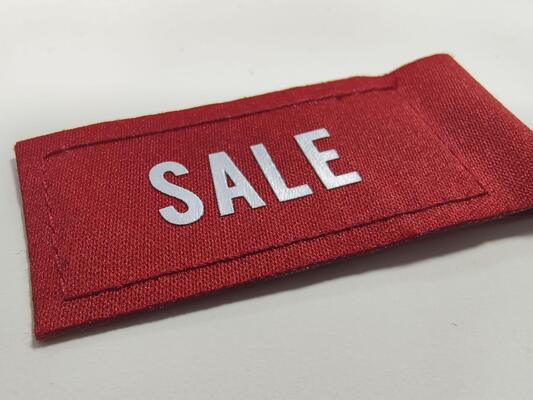 কাস্টমাইজড ব্র্যান্ড লোগো পোশাক বিক্রয় লেবেল স্ক্রিন প্রিন্টিং লোগো পোশাকের জন্য বোনা লেবেল